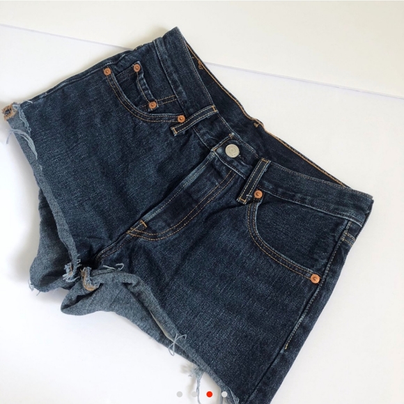 Levi's 501 shorts - Picture 2 of 6